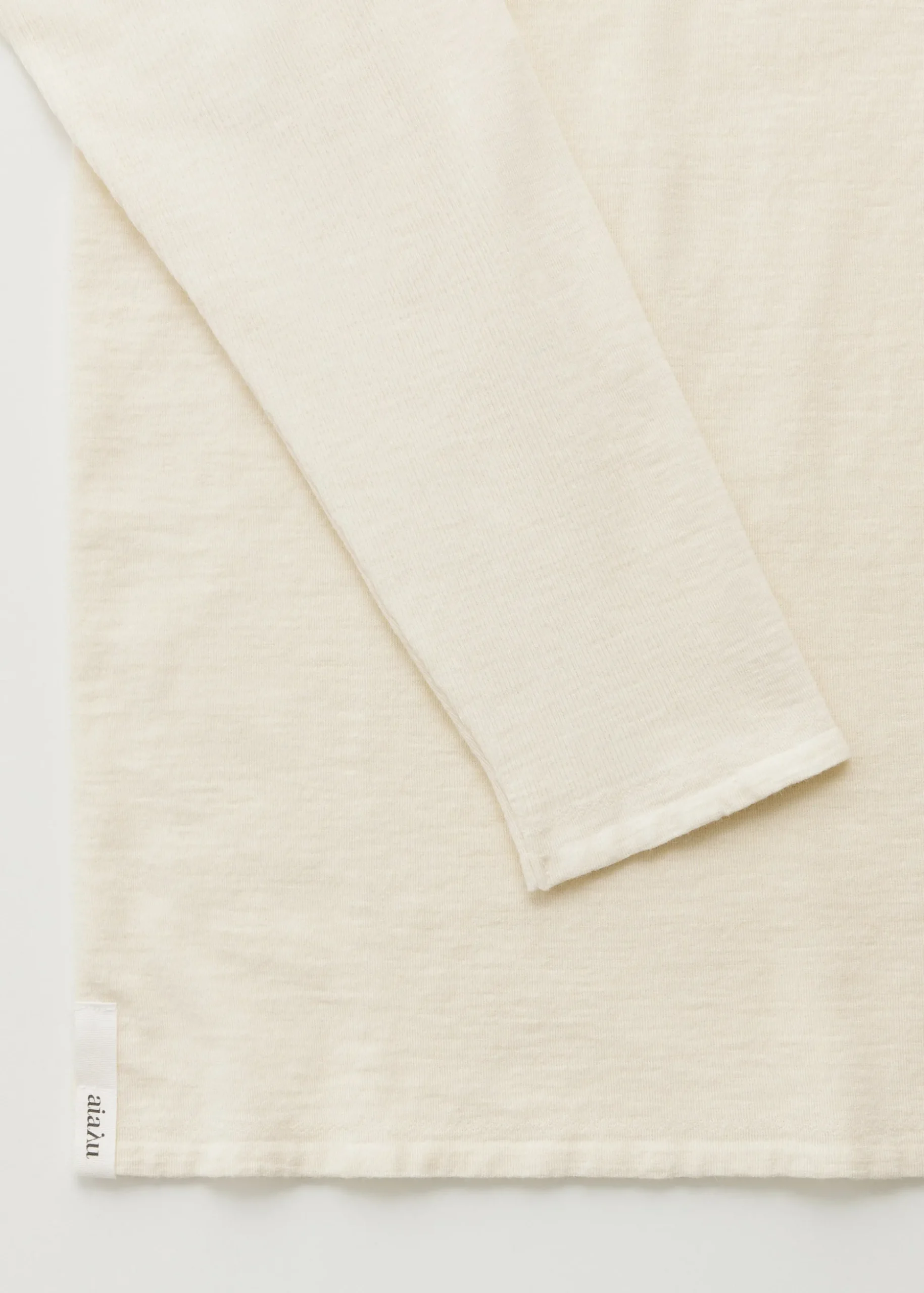 Gentle cashmere long sleeve