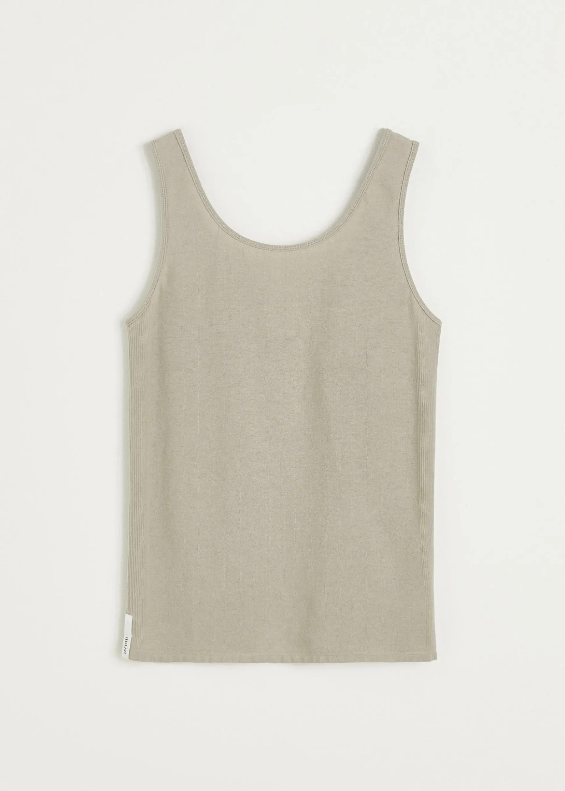Gentle cashmere tank