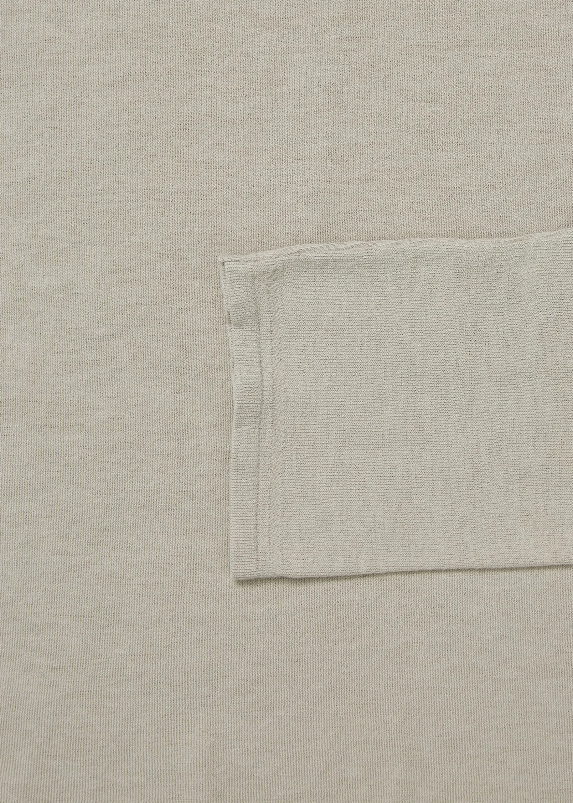 Gentle cashmere turtleneck