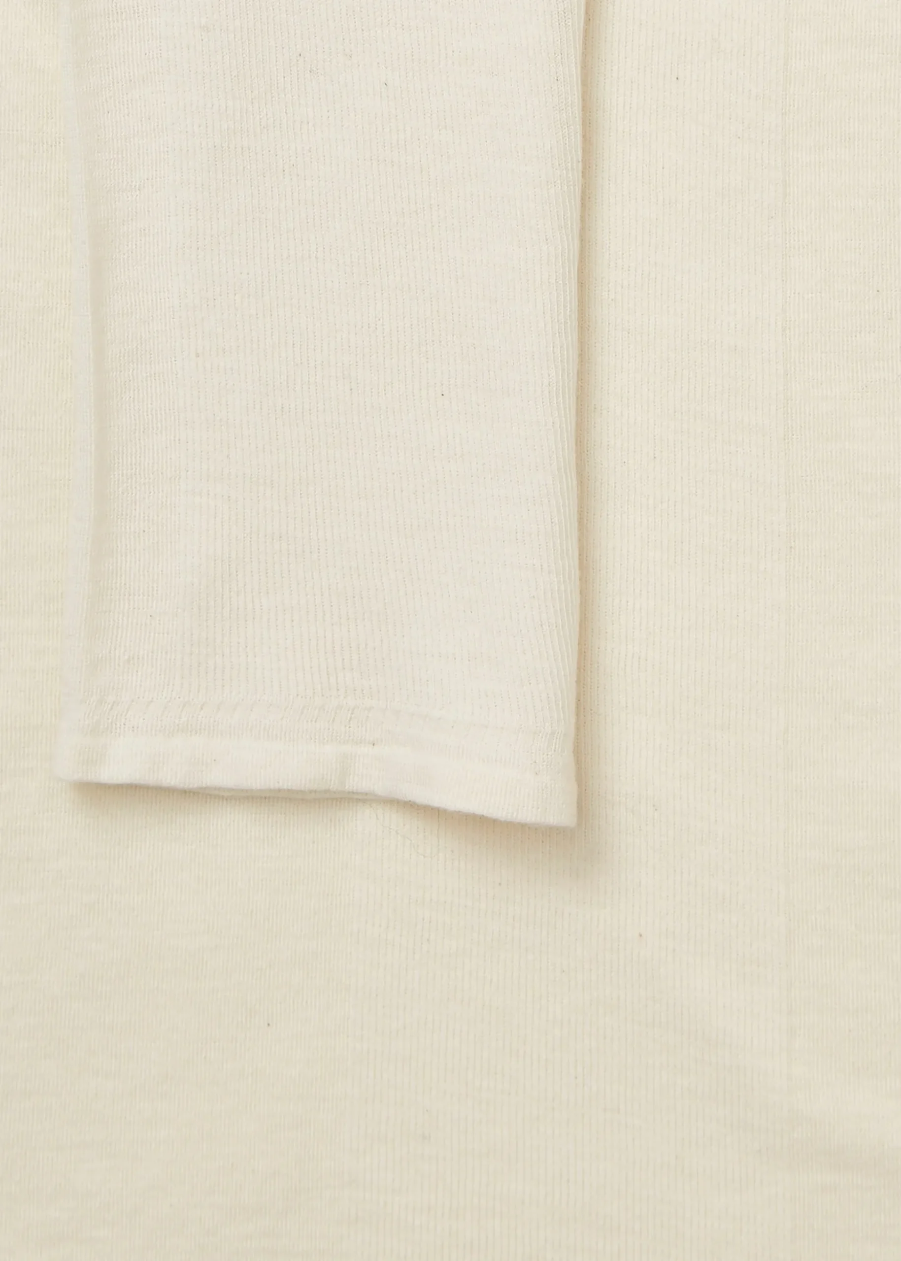 Gentle cashmere turtleneck
