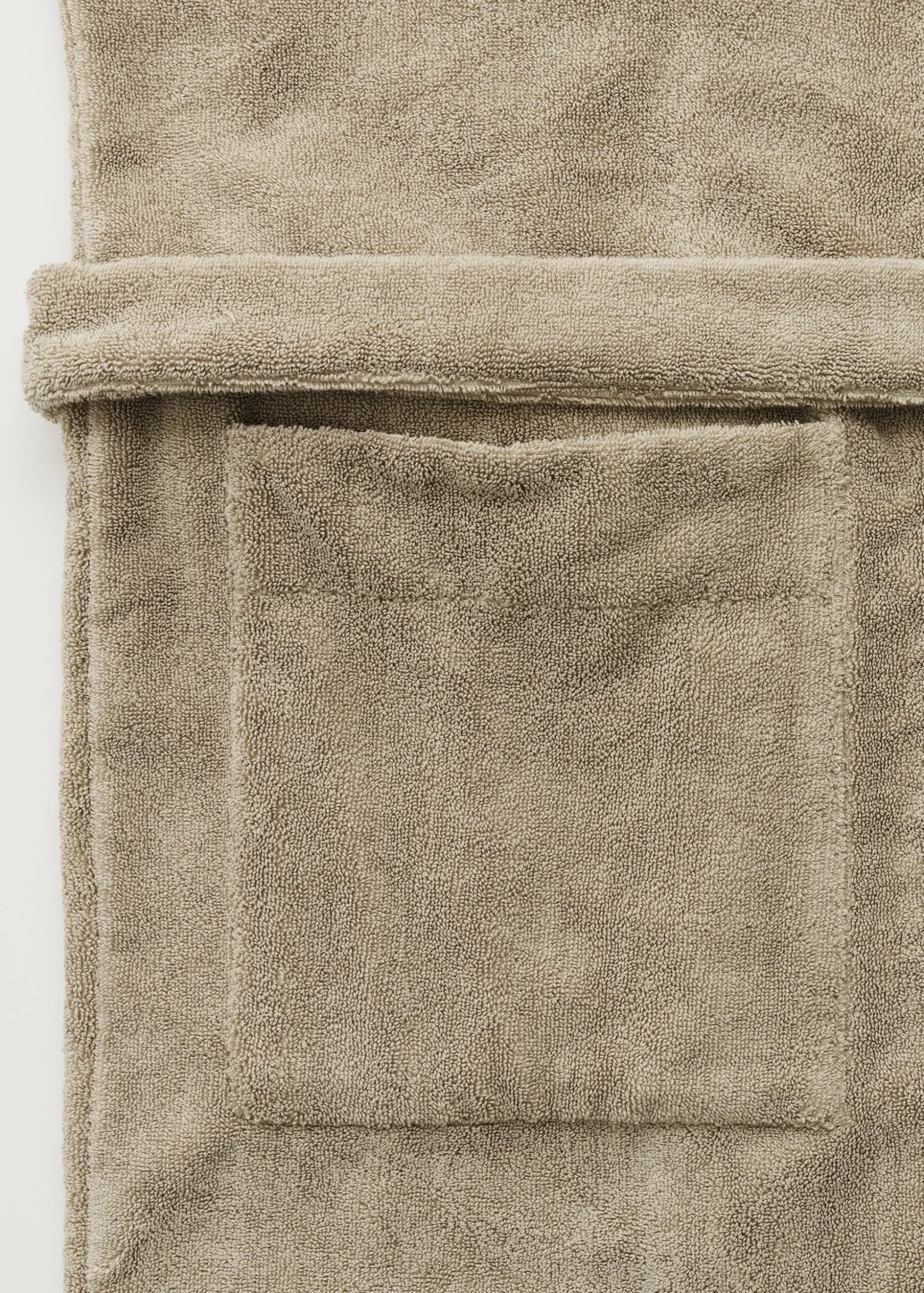 Hooded bathrobe terry