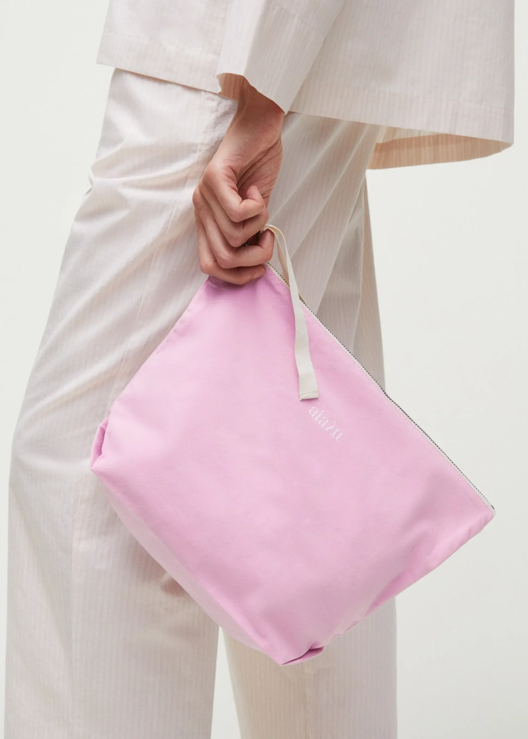 Pouch heavy poplin