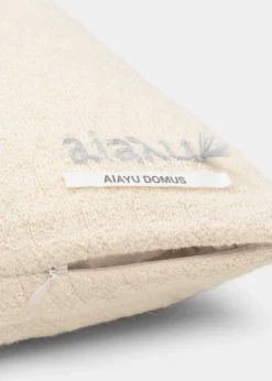 Raul llama wool pillow - 50x50