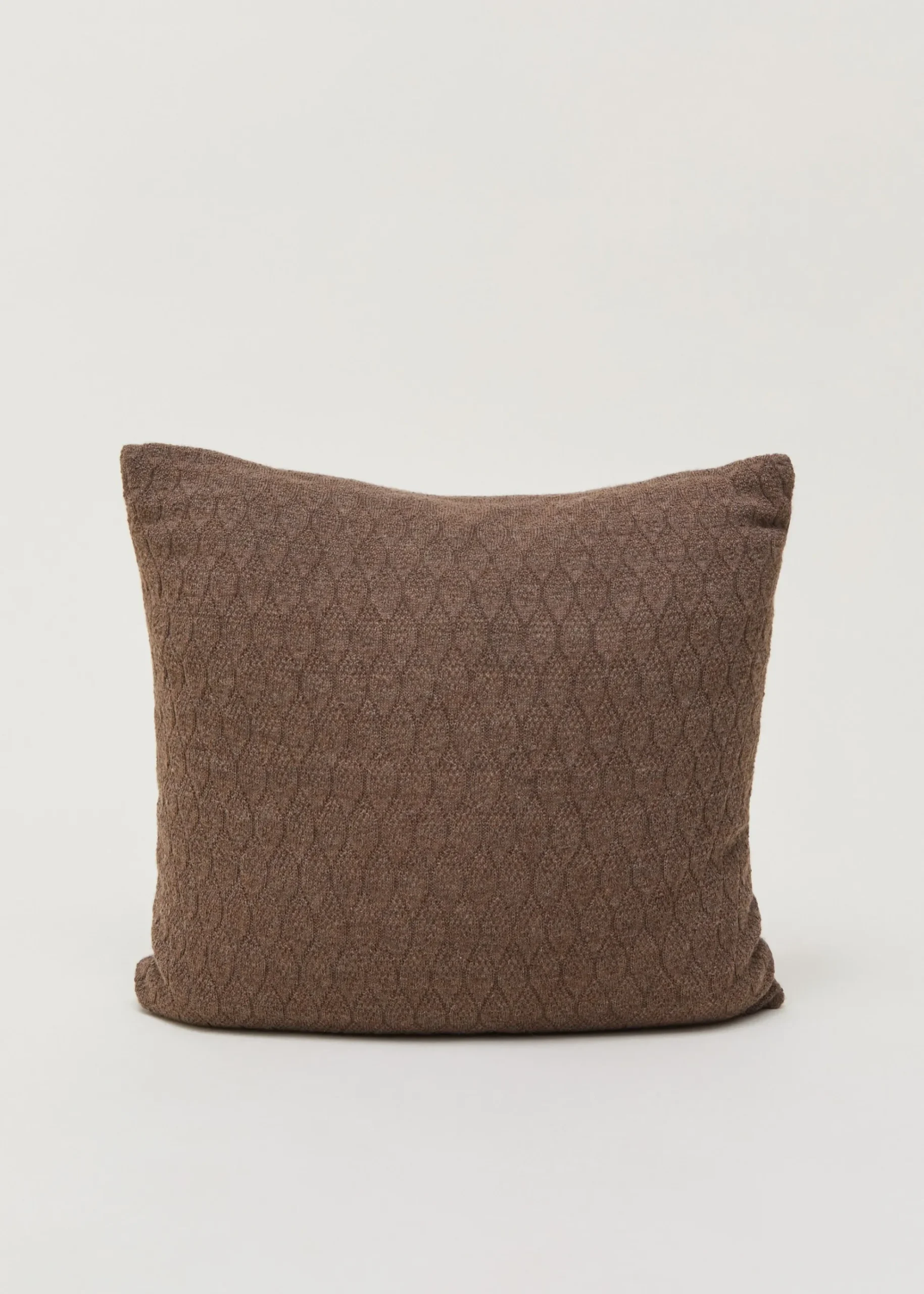 Raul llama wool pillow - 50x50